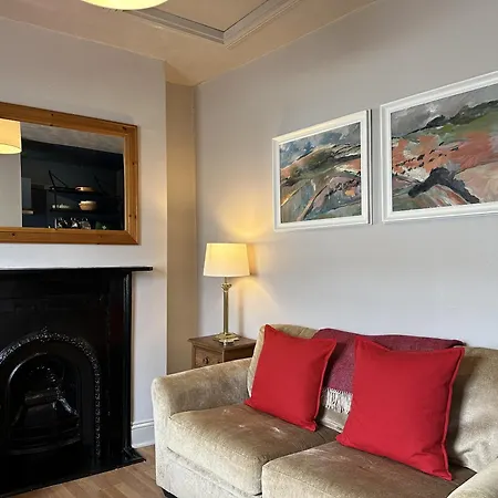 Noble Nooks - Victorian Hideaway At Brighton Station Apartment Exterior photo